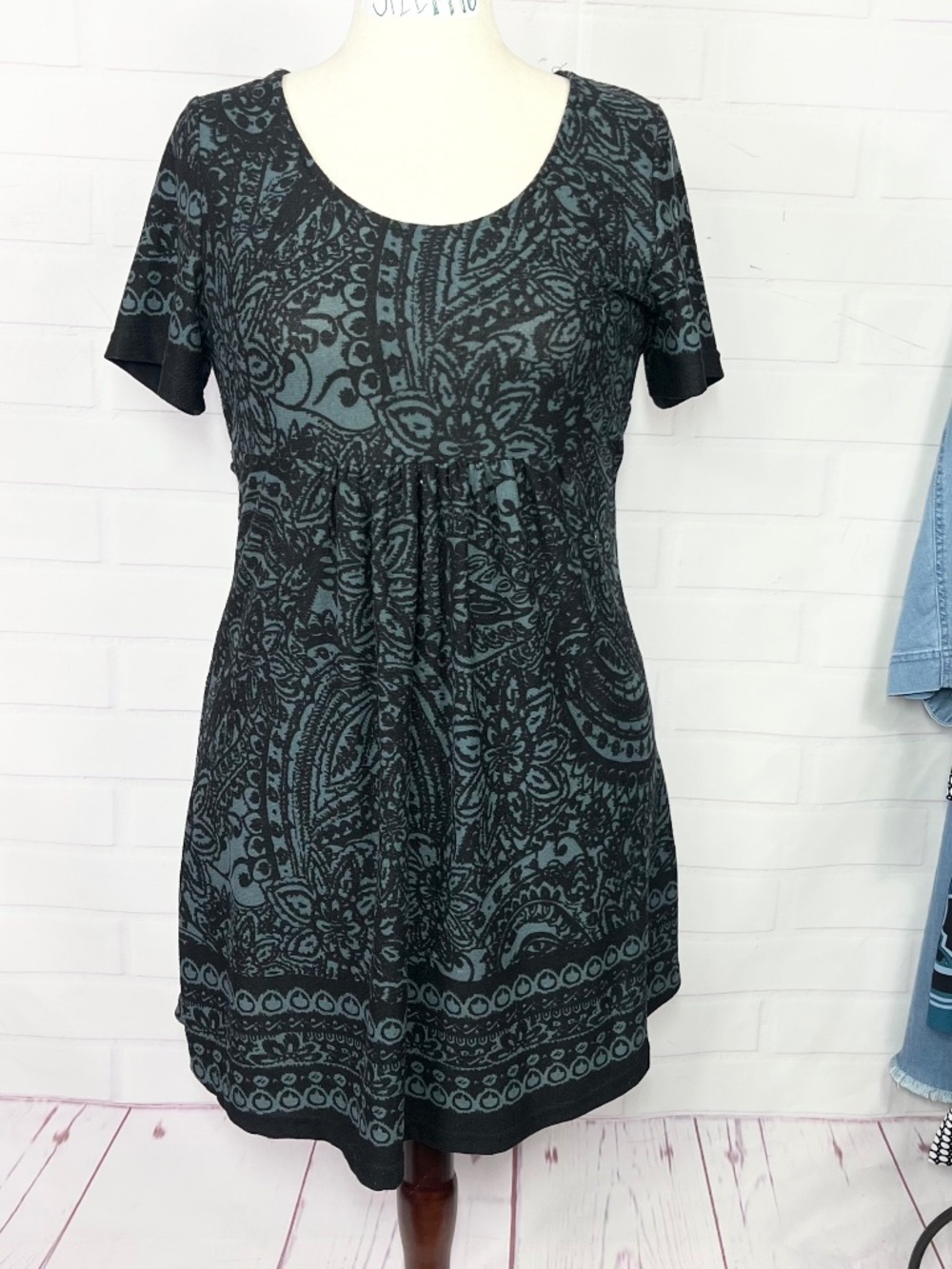NWT🤩 |•REBORN•| Black Gray Paisley Floral Empire Waist Stretch Knit Dress XL